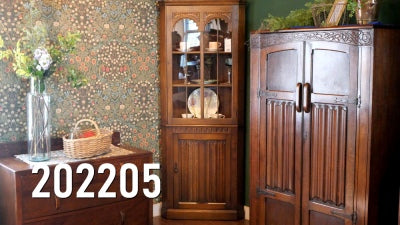 英国 イギリス アンティーク チューダー様式 リネンフォールド ブックケース 愛しのチューダースタイル – アンティーク家具と雑貨の店