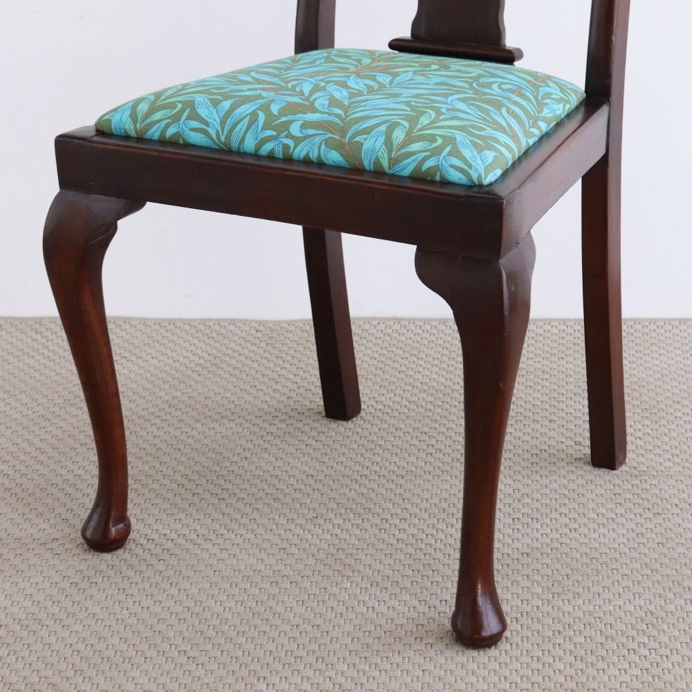 インテリアの挿し色に♪ クイーンアンチェア AA1-ELL-CH-001