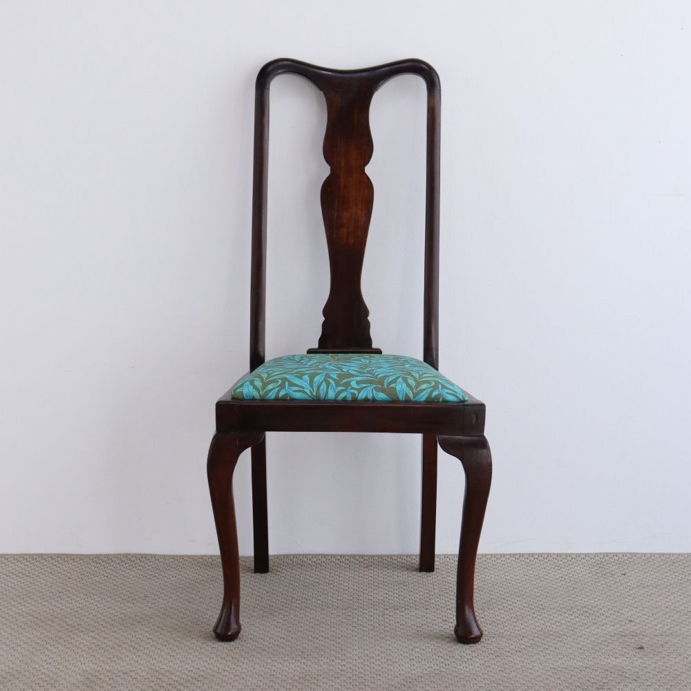 インテリアの挿し色に♪ クイーンアンチェア AA1-ELL-CH-001