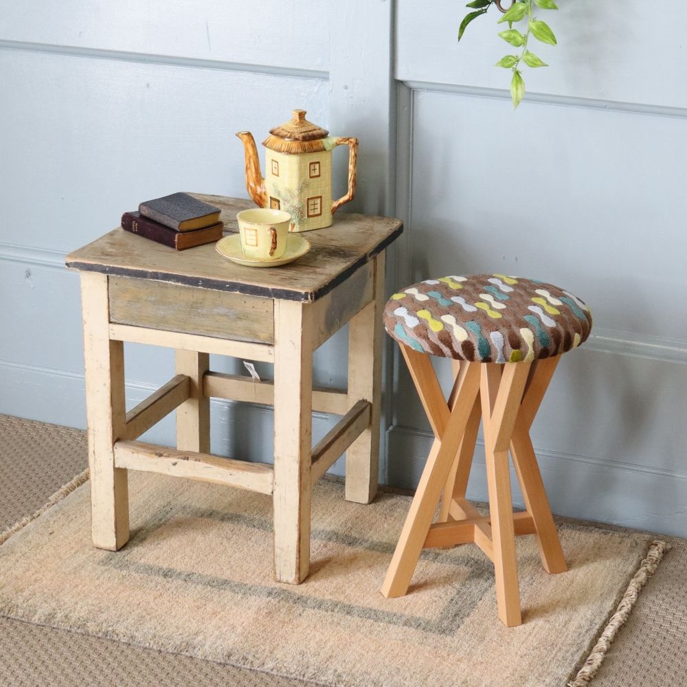 オブジェのようなスツール♪ スツール AA2-AZ2-UP156