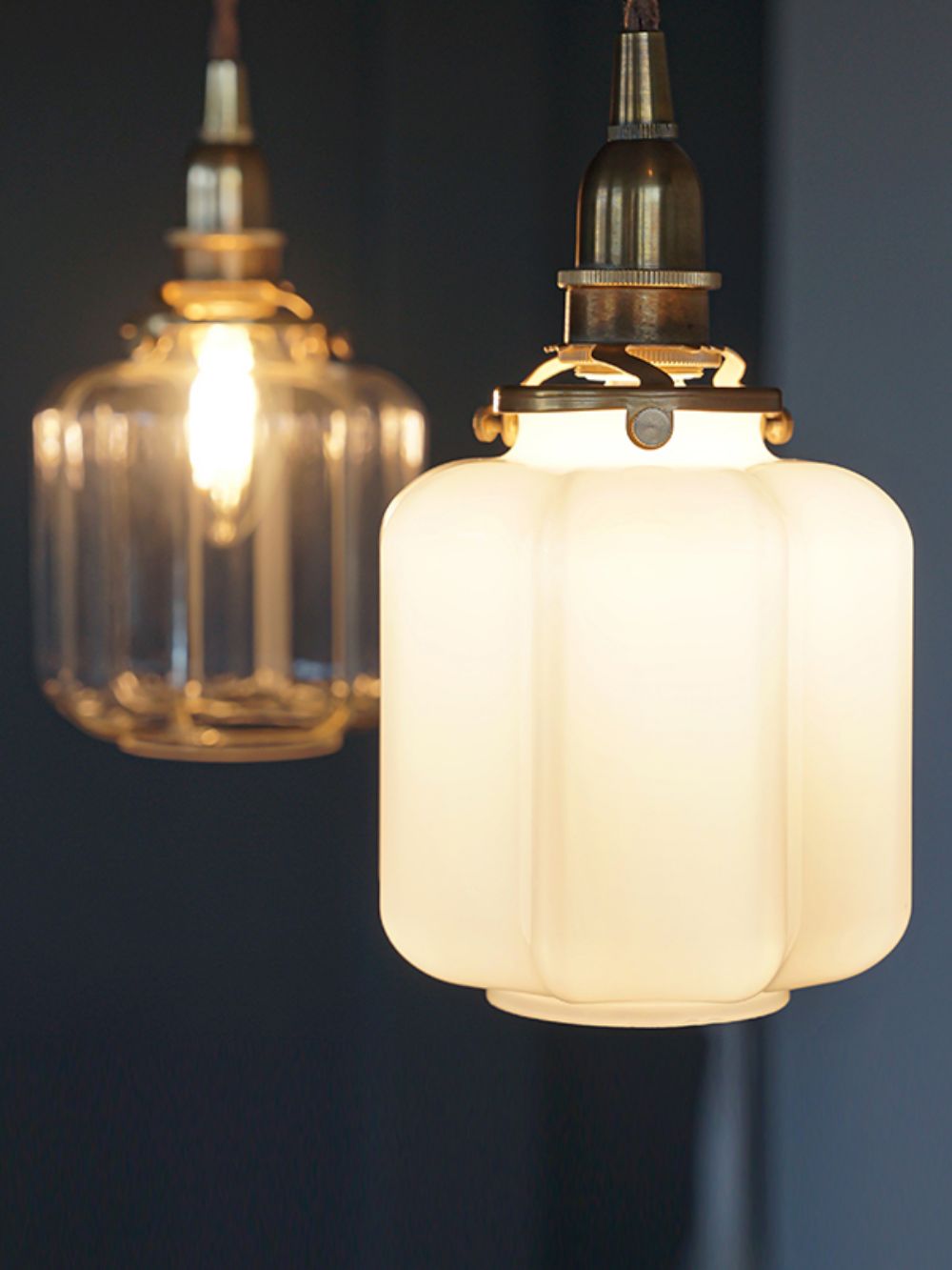 ガラスシェード アーロット S ホワイト【灯具A】 AX1-HS3415