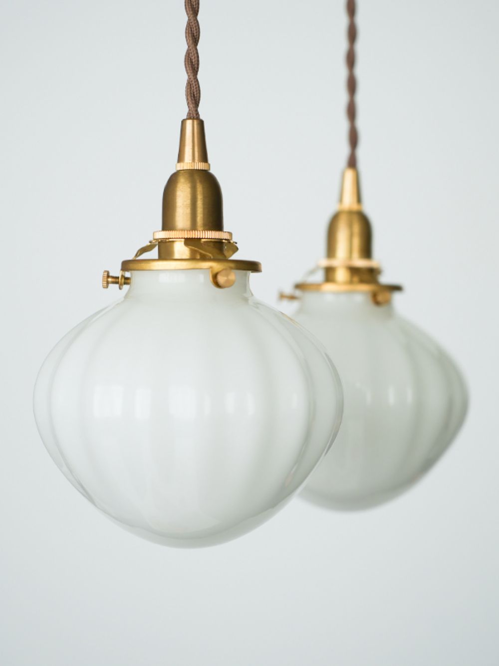 ガラスシェード フルクト S ホワイト AX1-HS3680