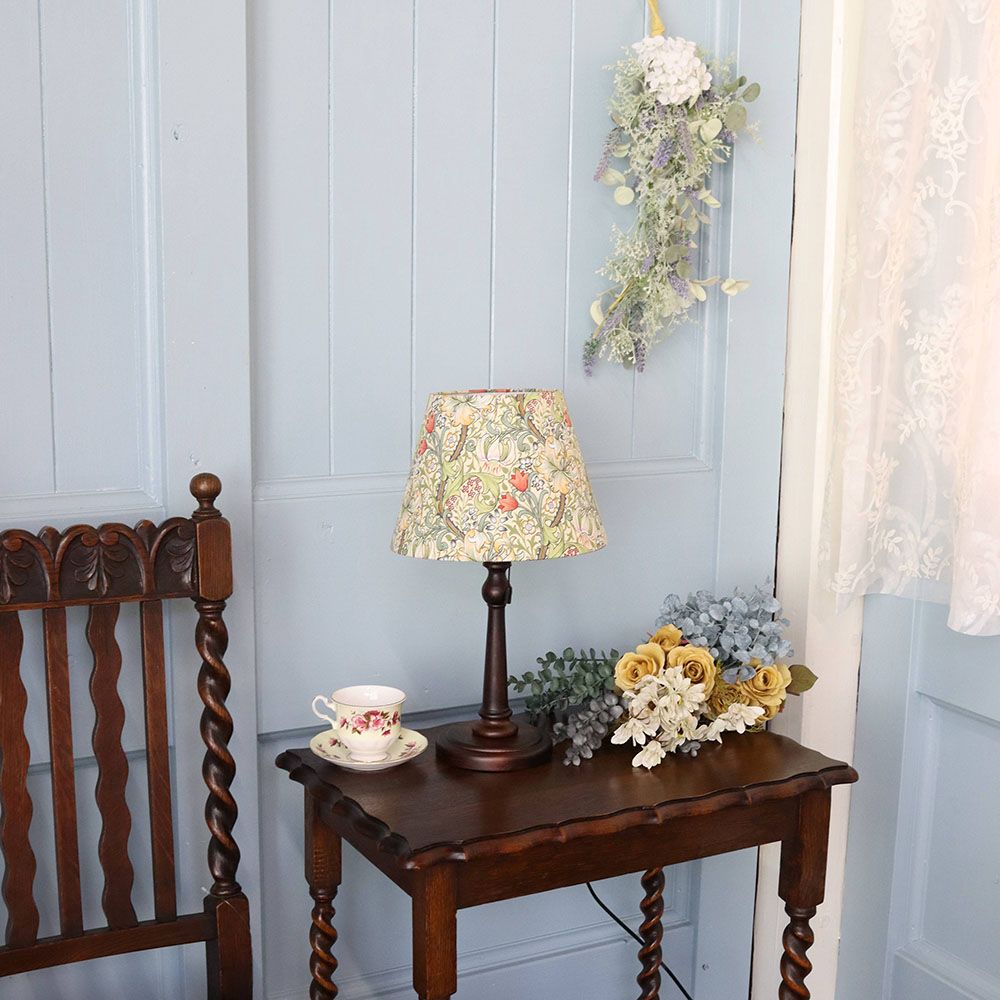 オシャレな花の彩り♪テーブルランプGolden Lily CL1-ADS-026GOL