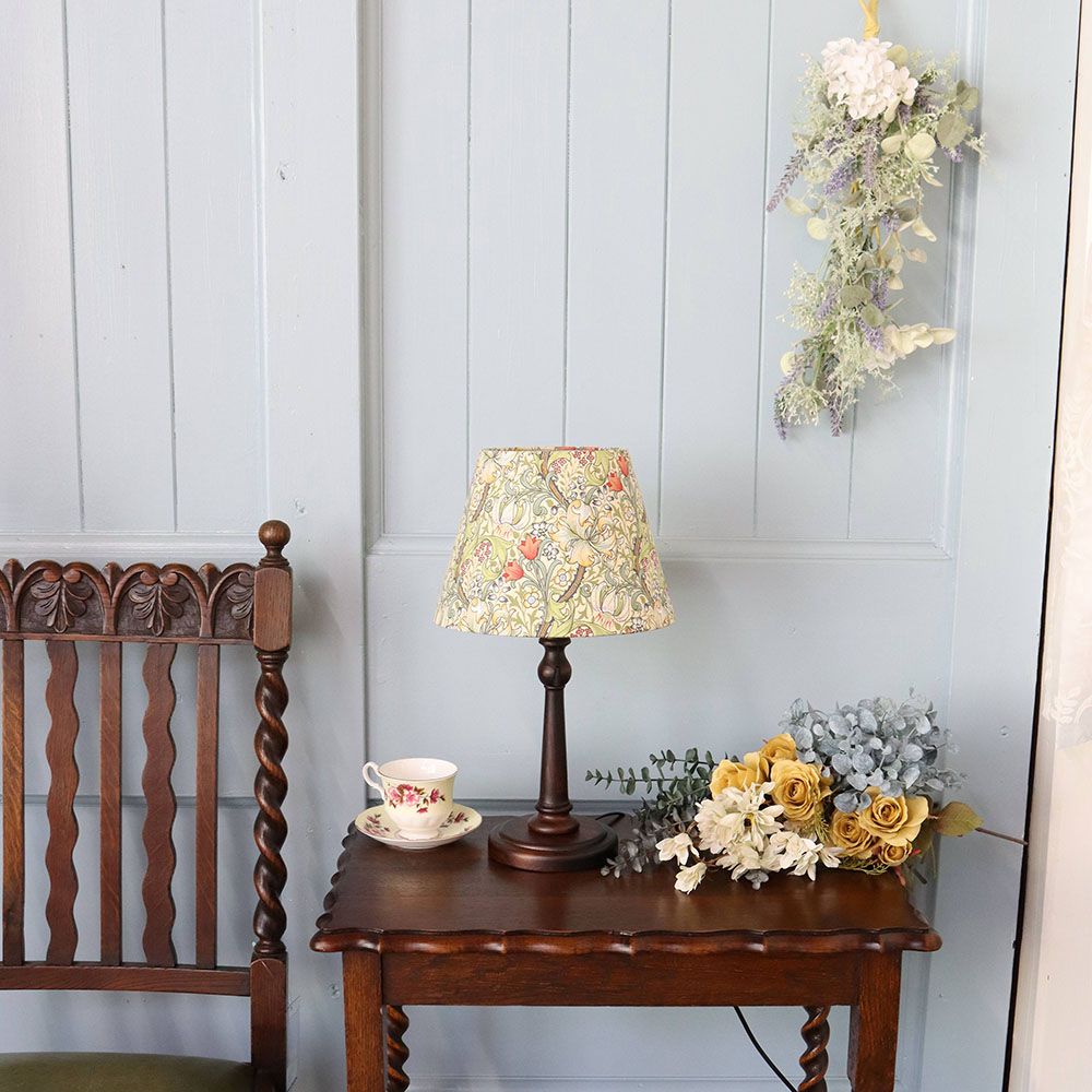 オシャレな花の彩り♪テーブルランプGolden Lily CL1-ADS-026GOL