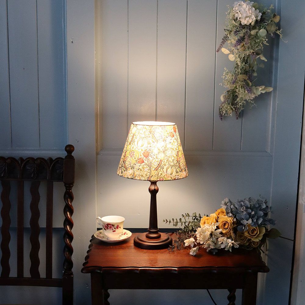 オシャレな花の彩り♪テーブルランプGolden Lily CL1-ADS-026GOL