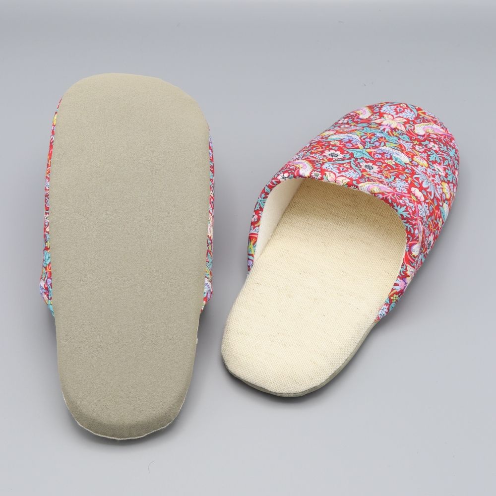 オシャレなモリス柄♪ スリッパ THIEF02RD 【リバティプリント/いちご泥棒】 DI1-215125