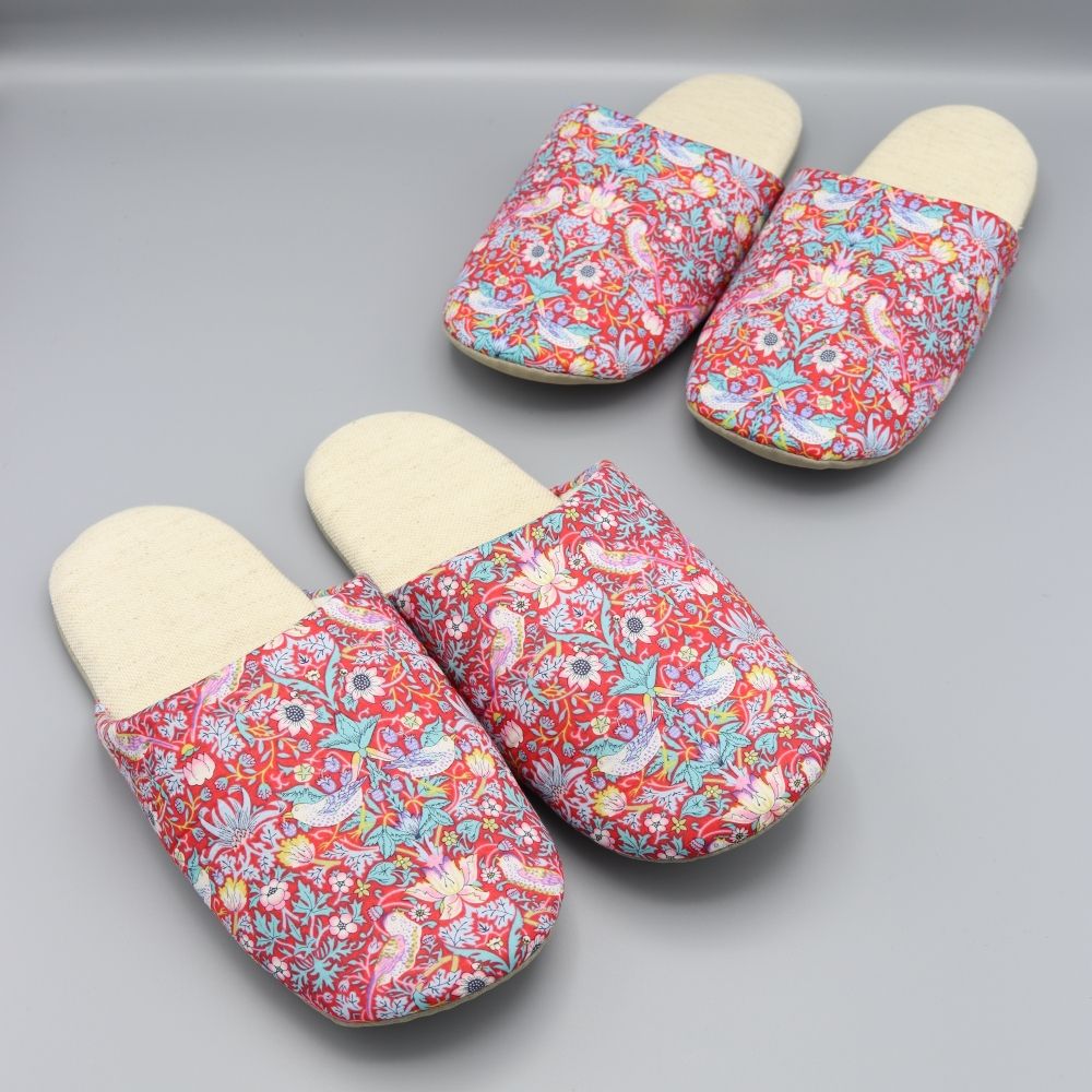 オシャレなモリス柄♪ スリッパ THIEF02RD 【リバティプリント/いちご泥棒】 DI1-215125