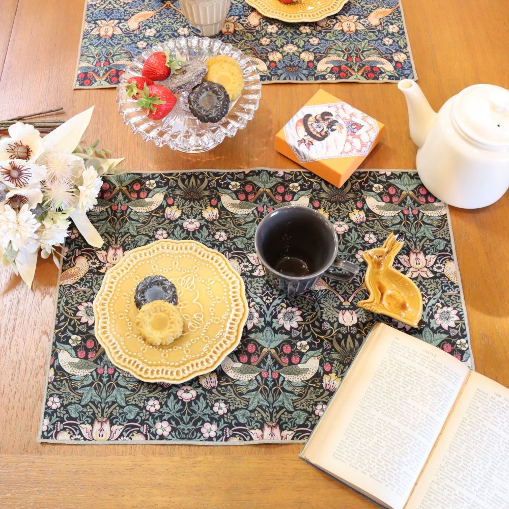 オシャレな食卓に♪ 撥水ランチョンマット THIEF BK DI1-216061