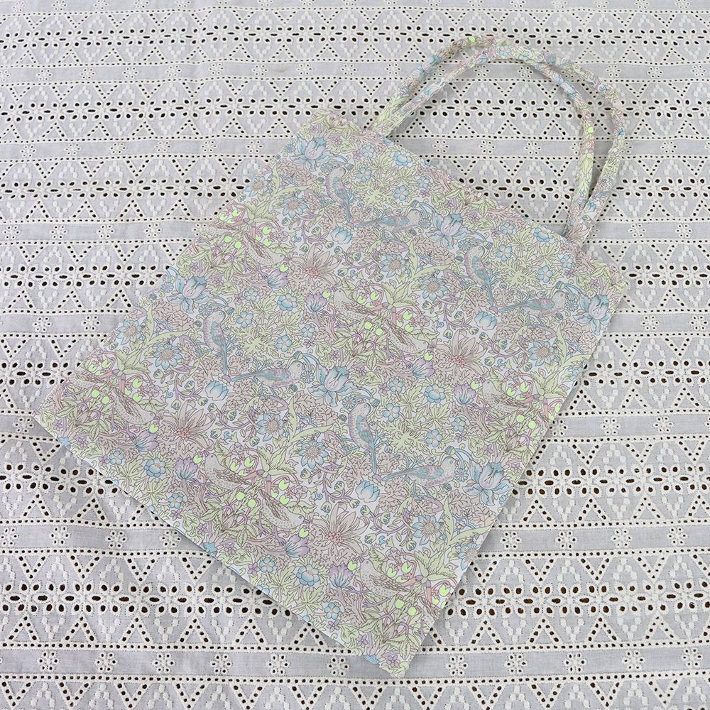 ふんわり優しい色合い♪ Aトートバッグ いちご泥棒 NEON/YE【A FLORET LONDON】 DI1-222451