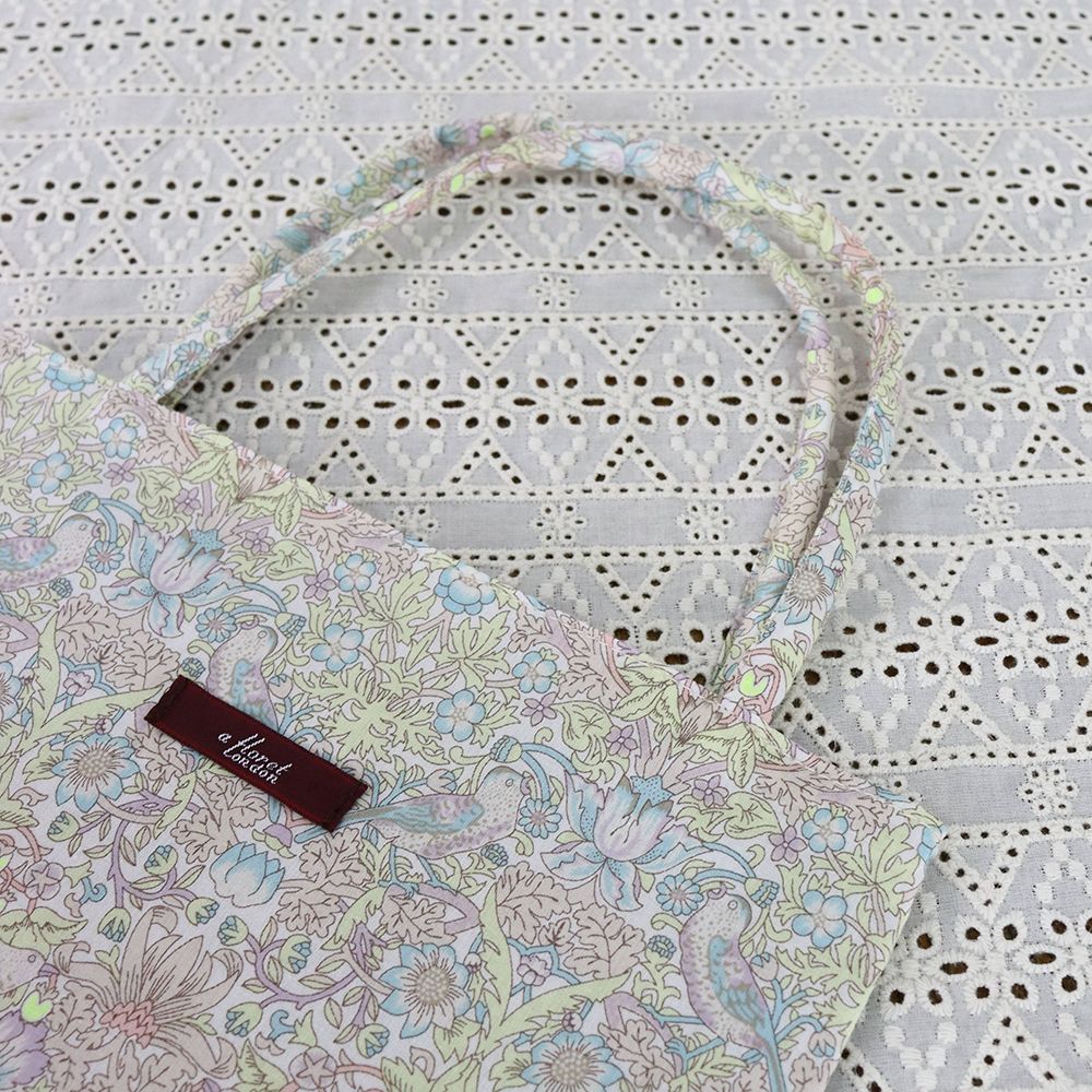 ふんわり優しい色合い♪ Aトートバッグ いちご泥棒 NEON/YE【A FLORET LONDON】 DI1-222451