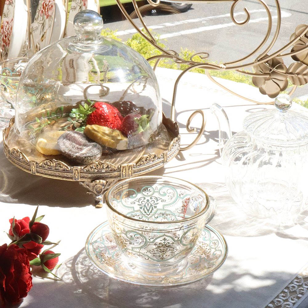 オシャレなアラベスク柄♪ ガラスのカップ&ソーサー HM1-800052