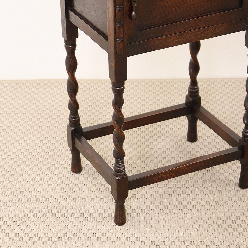 オシャレな収納キャビネット♪ スモーカーズキャビネット HV1-SO1-021