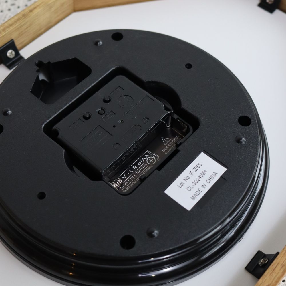 オシャレなオクタゴン♪ ウォールクロック Belmonte IM1-CL-3024WH