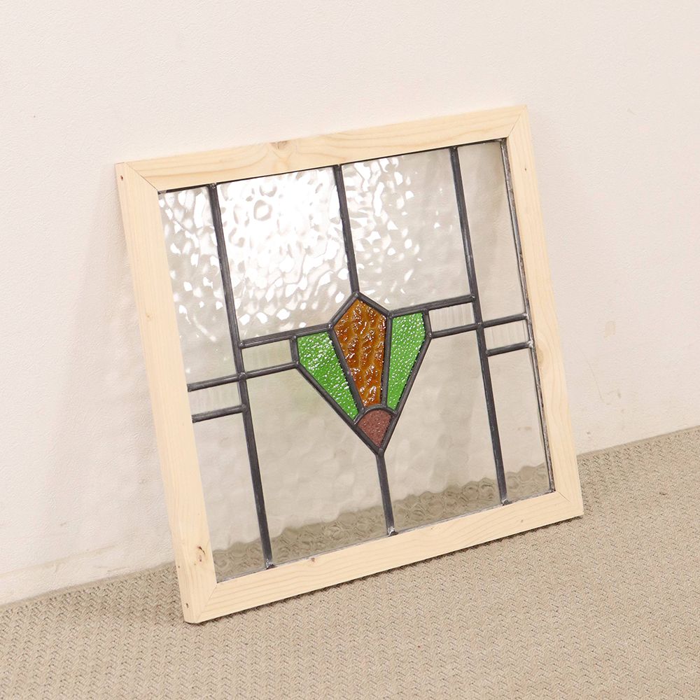 ガラスの魅力に夢中になりそう♪ ステンドグラス KT2-0006