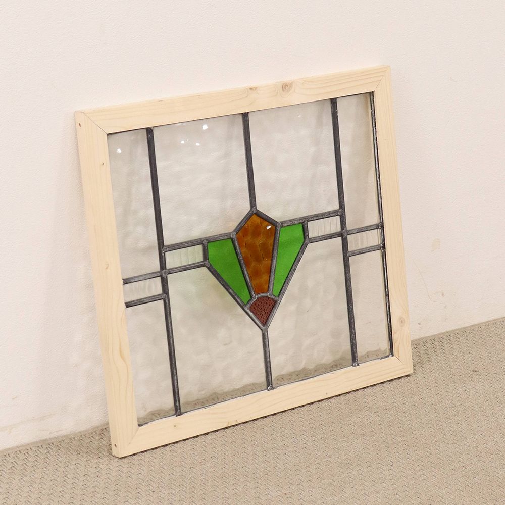 ガラスの魅力に夢中になりそう♪ ステンドグラス KT2-0006