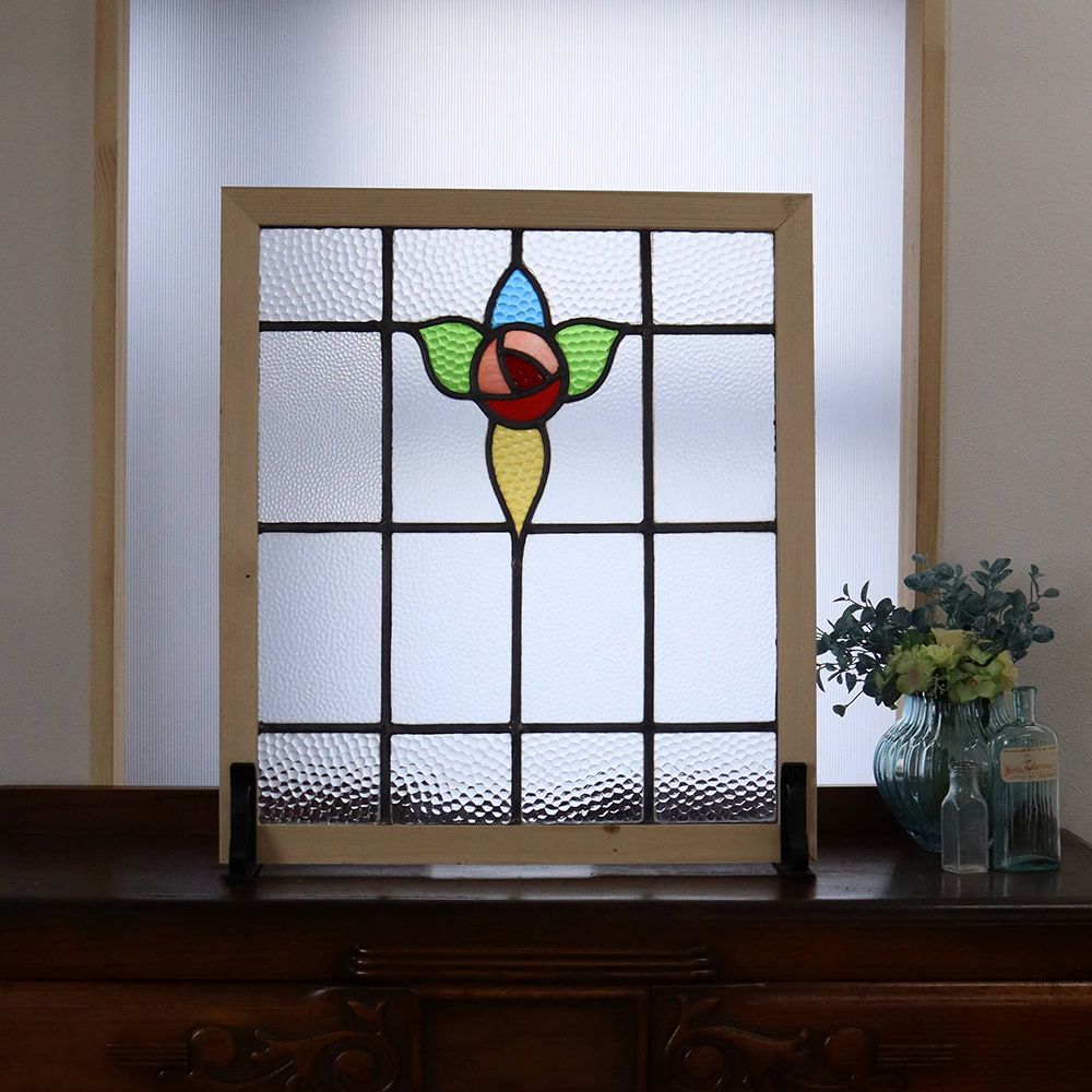 オシャレに映えるバラの彩り♪ ステンドグラス KT2-0045