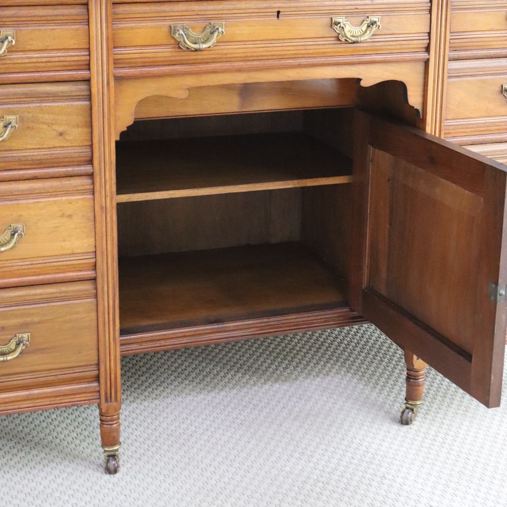 オシャレデスクにいかが♪ ドレッシングチェスト VC103-060