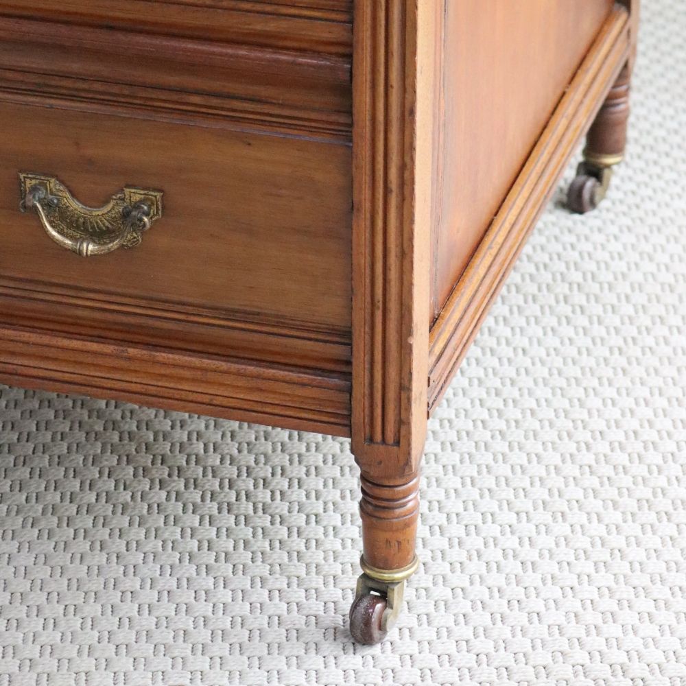 オシャレデスクにいかが♪ ドレッシングチェスト VC103-060