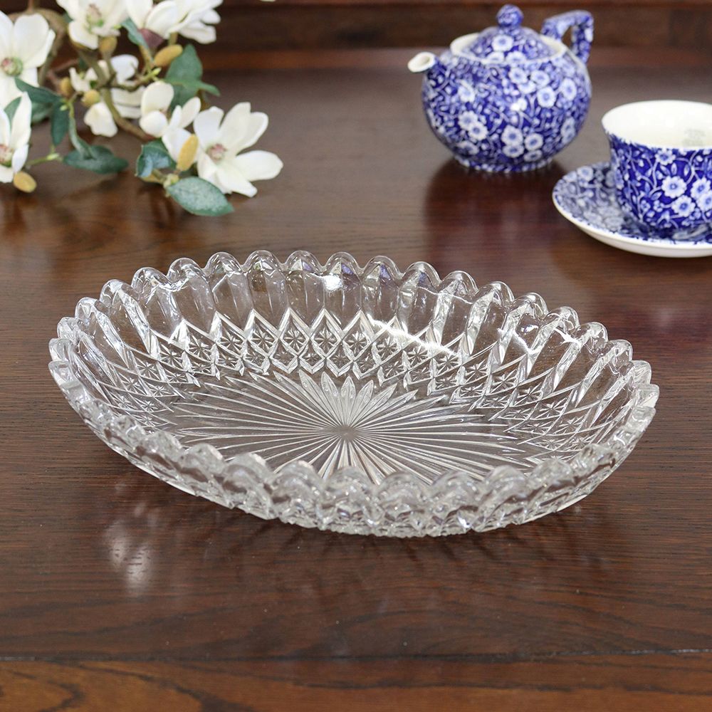 オシャレなオーバル型♪ ビンテージガラスディッシュ VC103-247002