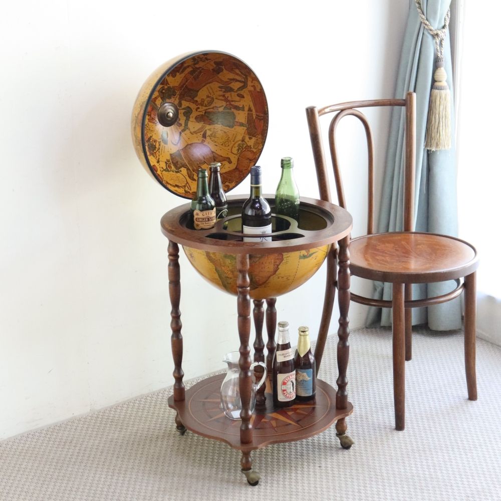 オシャレな地球儀型♪ ドリンクキャビネット VC104-025