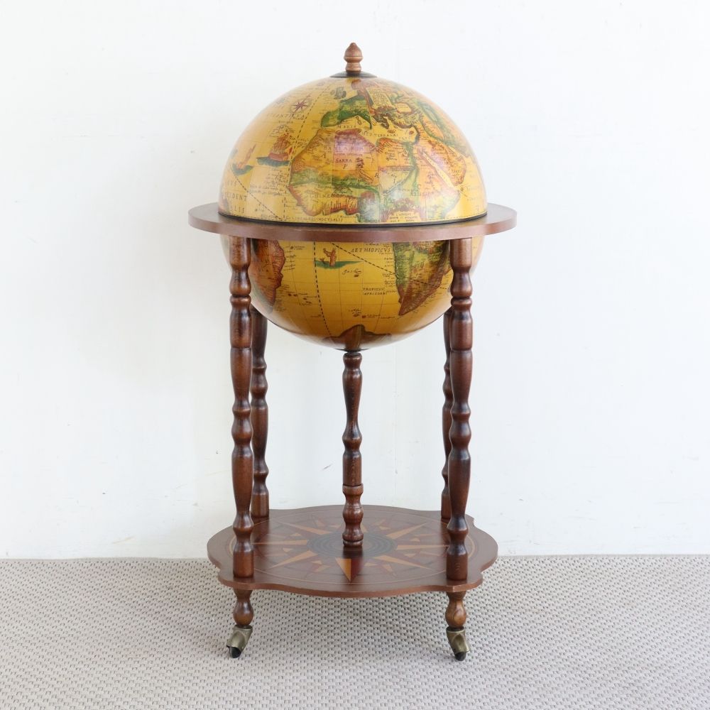 オシャレな地球儀型♪ ドリンクキャビネット VC104-025