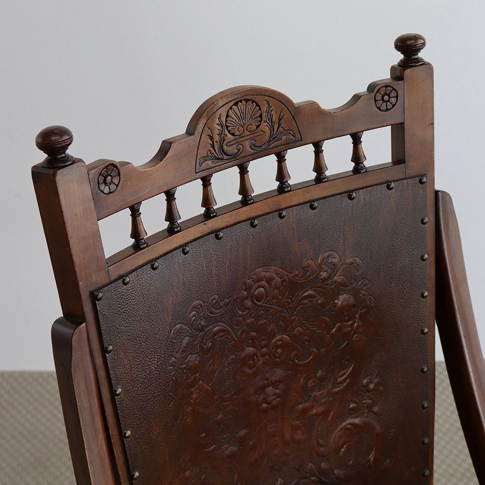 エンボス模様がオシャレです♪ ナーシングチェア VC104-055