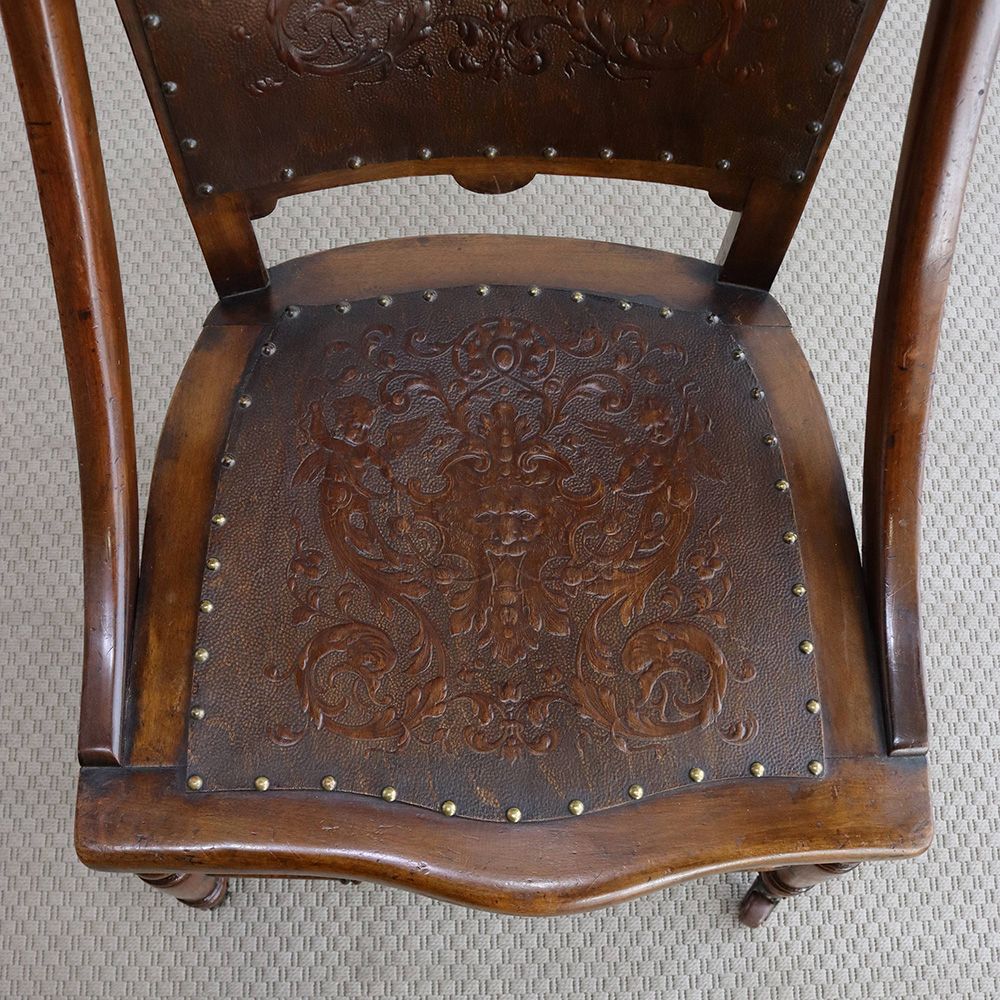 エンボス模様がオシャレです♪ ナーシングチェア VC104-055