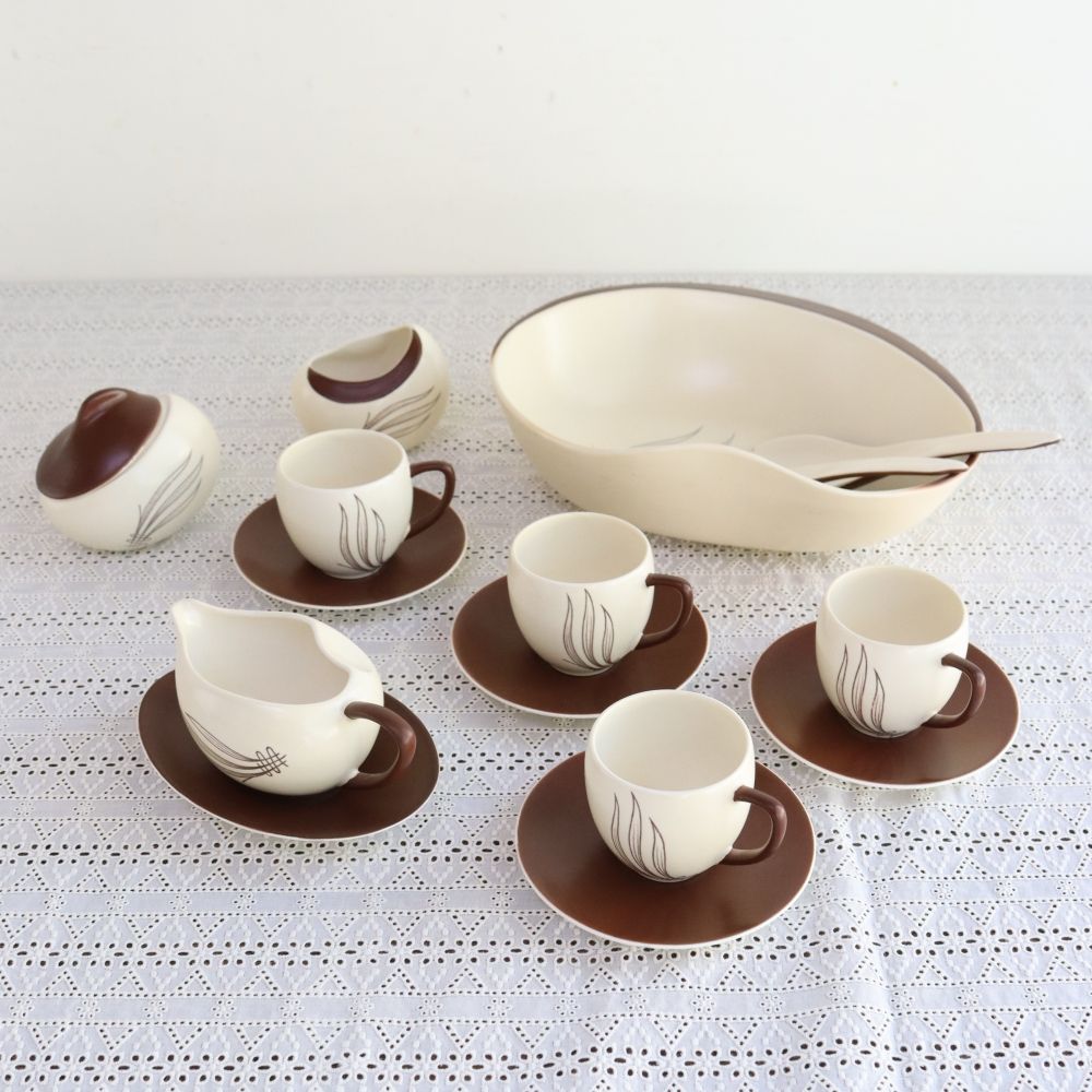 オシャレフォルムに夢中♪ 食器セット 【CARLTON WARE / Australian Design(Windswept pattern)】 VC104-083002