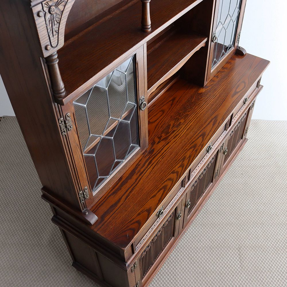 アーチが華やか♪ オールドチャームのカップボード VC104-102