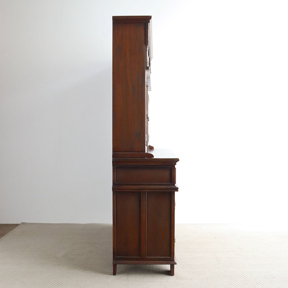 アーチが華やか♪ オールドチャームのカップボード VC104-102