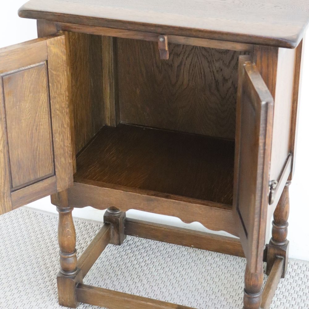 オシャレなスモールサイズ♪ チューダースタイル スモールキャビネット VC104-156