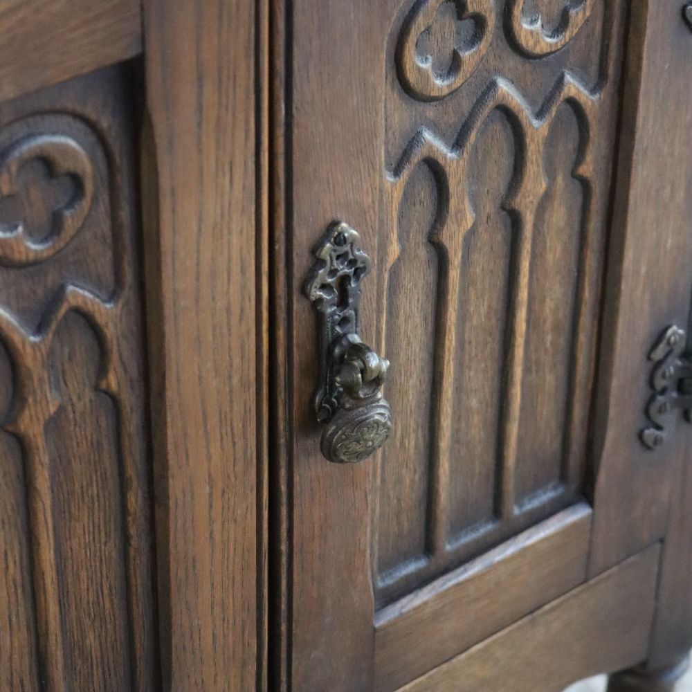 オシャレなスモールサイズ♪ チューダースタイル スモールキャビネット VC104-156