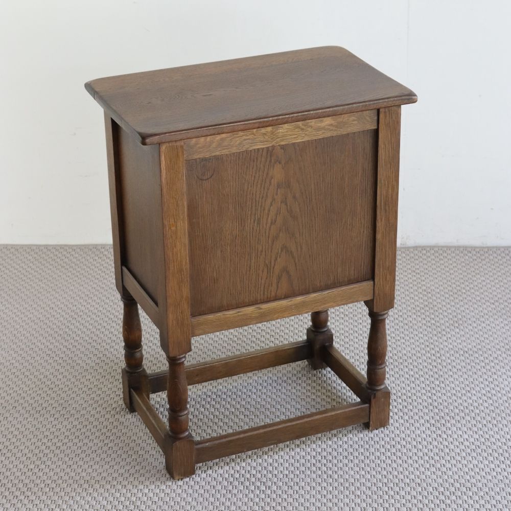 オシャレなスモールサイズ♪ チューダースタイル スモールキャビネット VC104-156