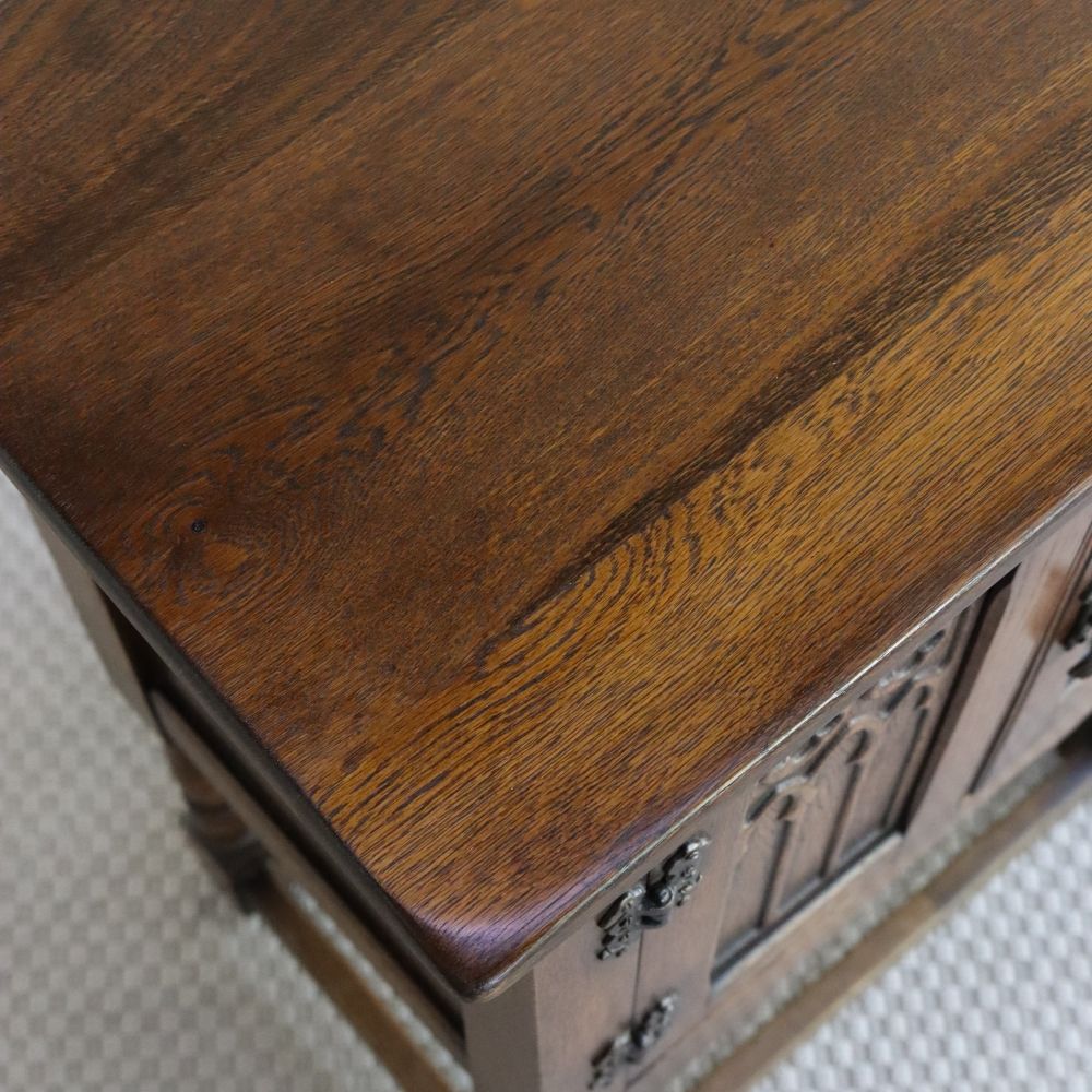 オシャレなスモールサイズ♪ チューダースタイル スモールキャビネット VC104-156