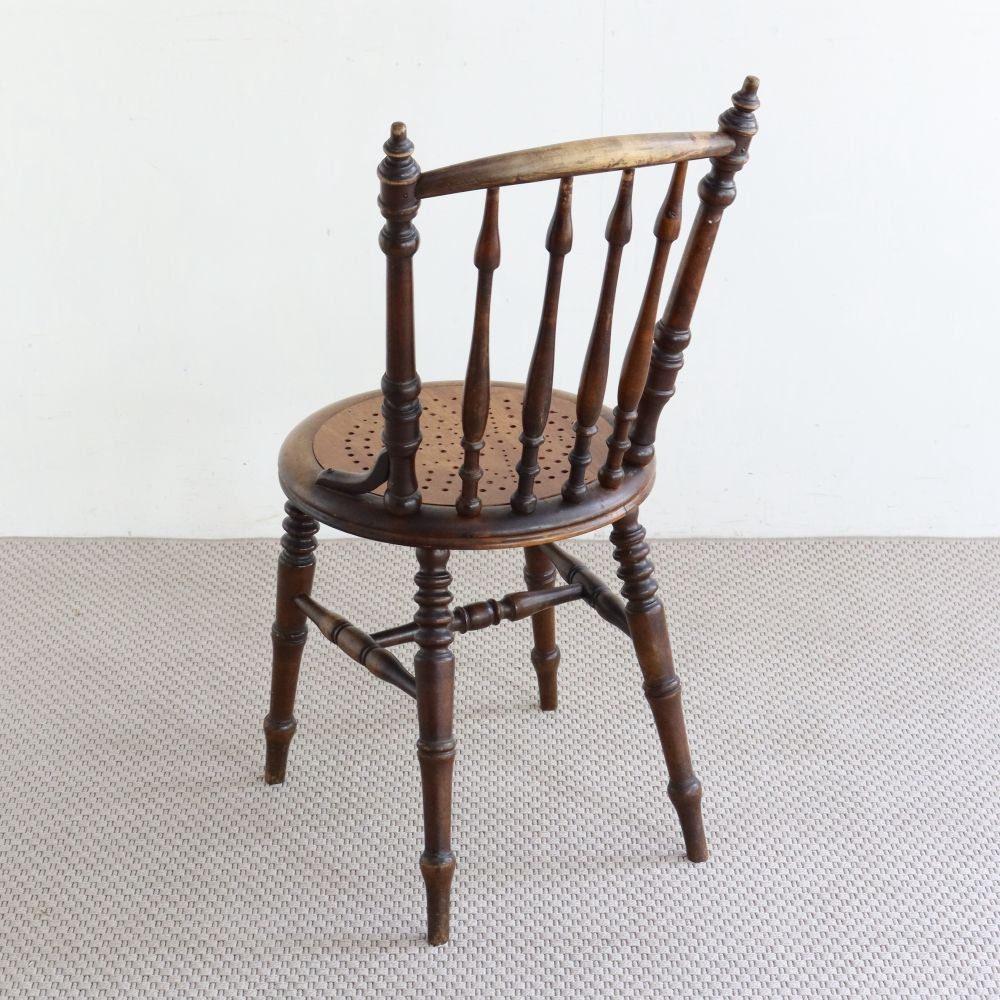 オシャレな挽物細工♪ ベントウッドチェア VC104-177