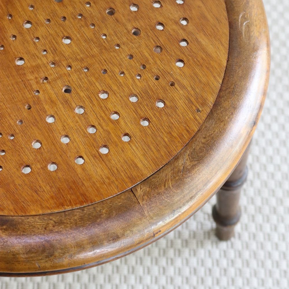 オシャレな挽物細工♪ ベントウッドチェア VC104-177