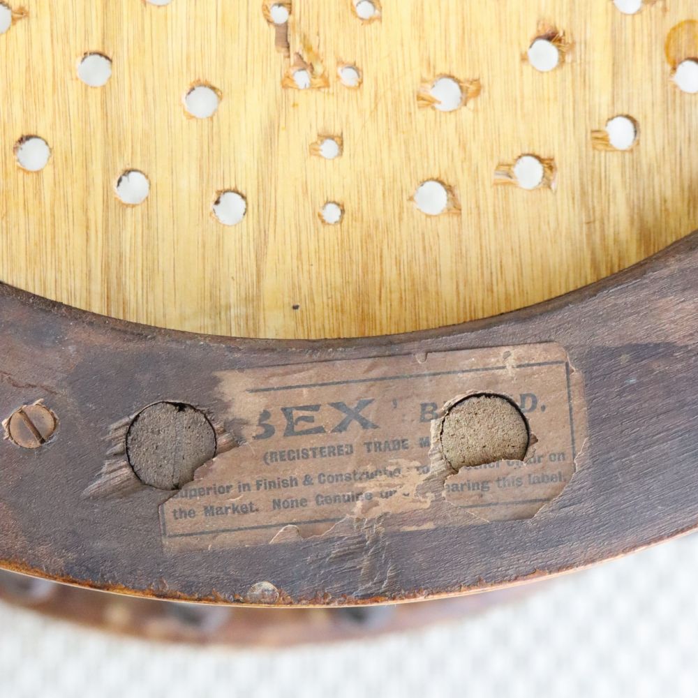 オシャレな挽物細工♪ ベントウッドチェア VC104-177