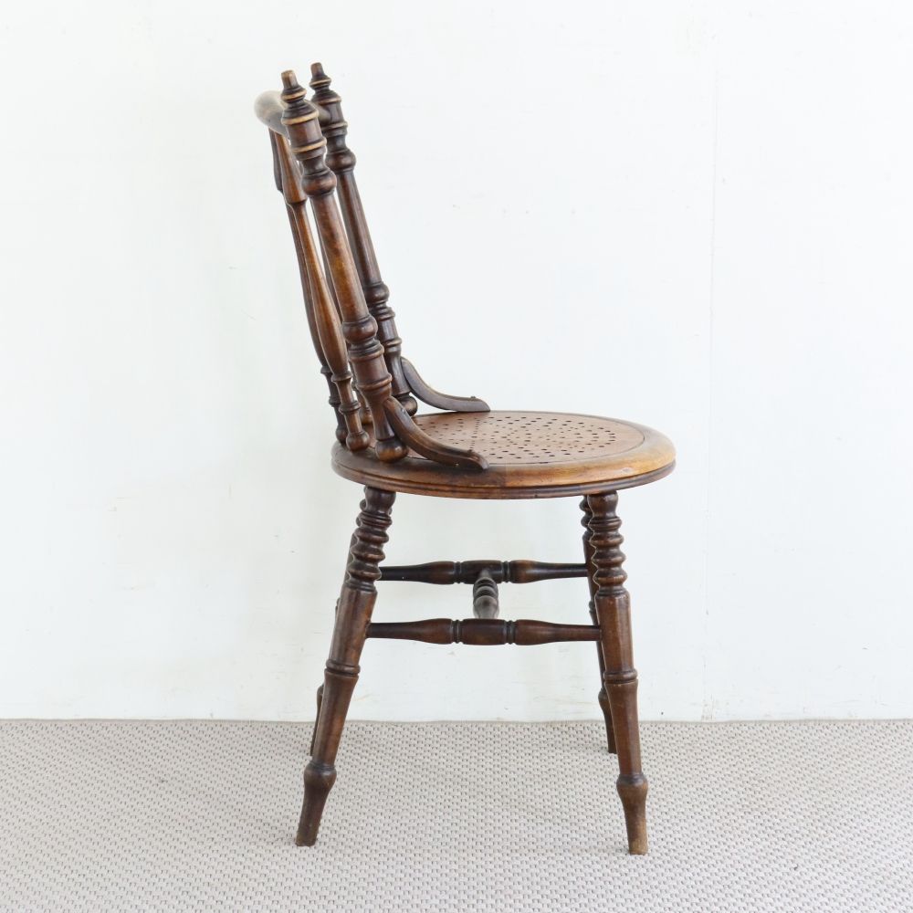 オシャレな挽物細工♪ ベントウッドチェア VC104-177