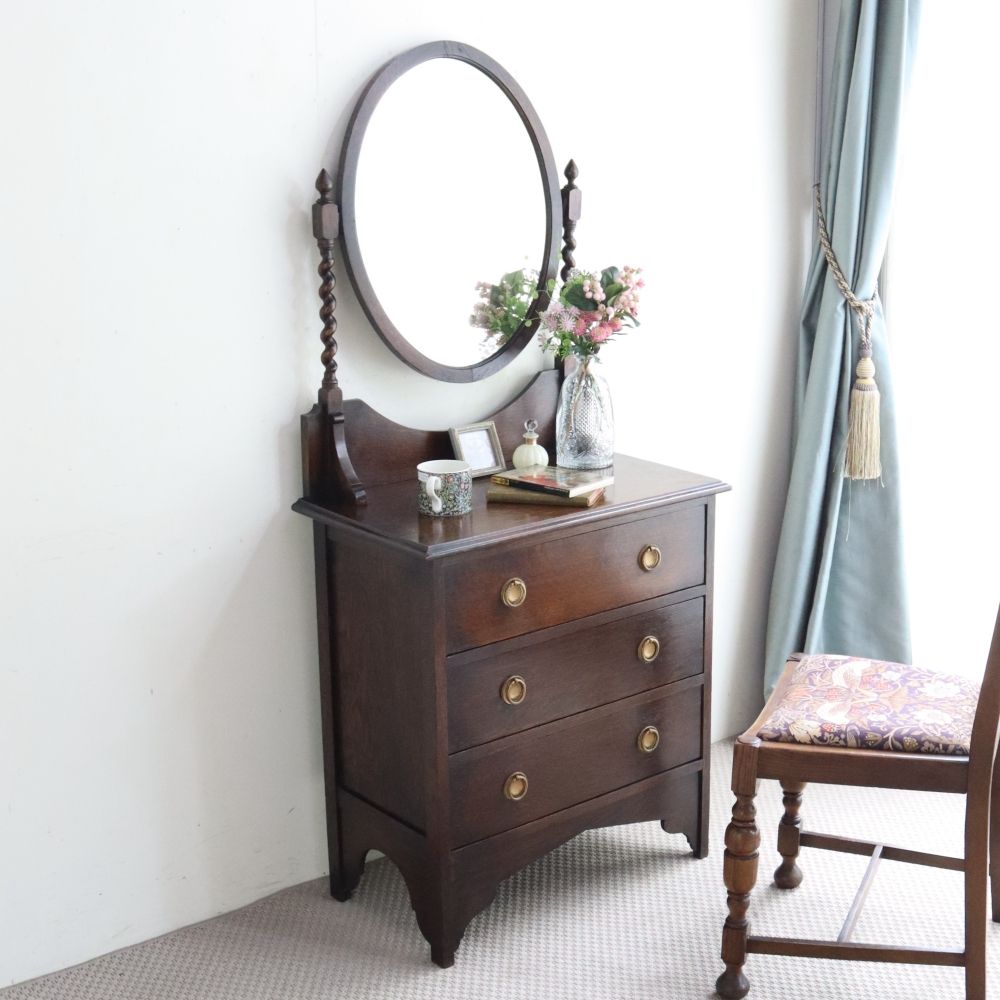 オーバル・ミラーが素敵♪ドレッシングチェスト VC104-193