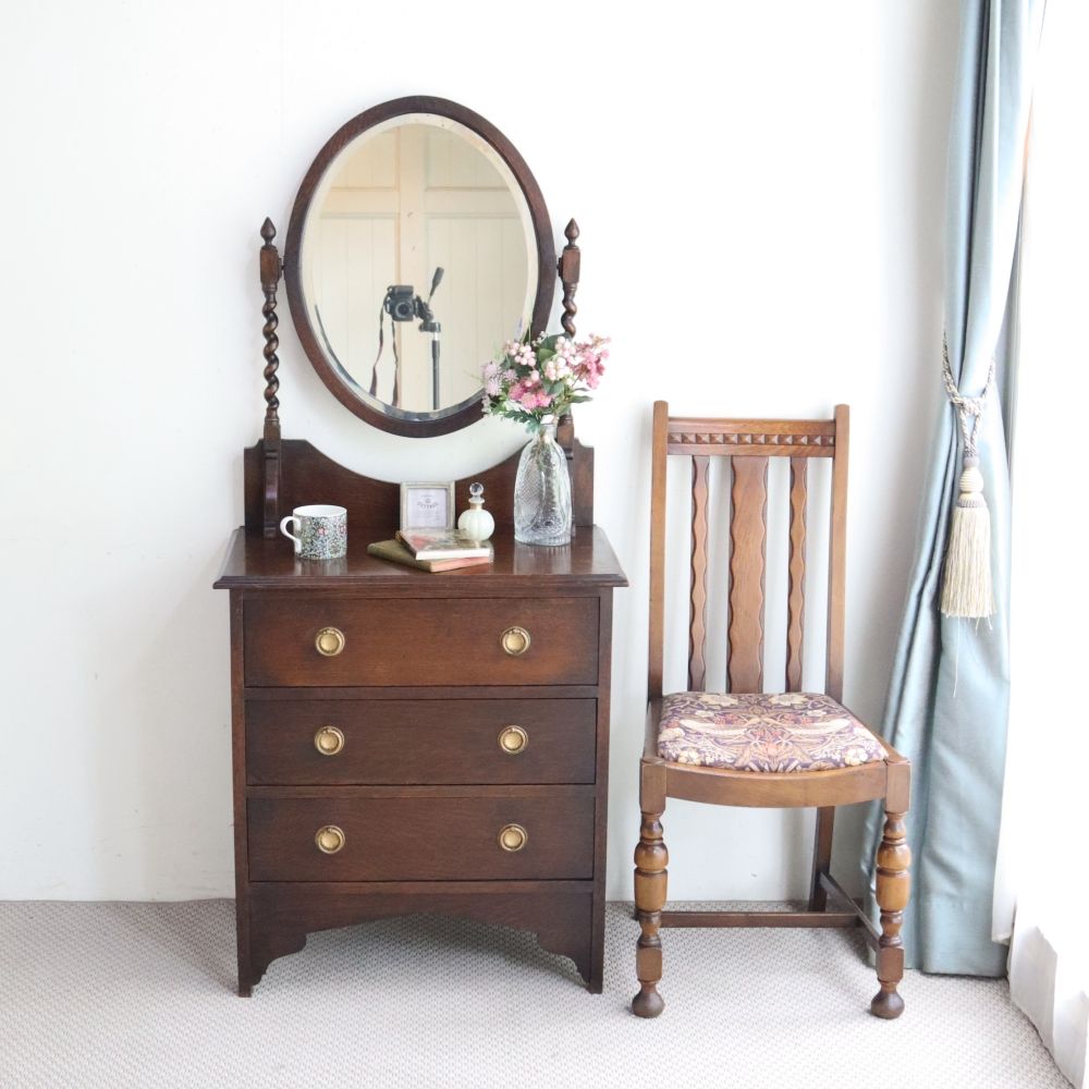 オーバル・ミラーが素敵♪ドレッシングチェスト VC104-193