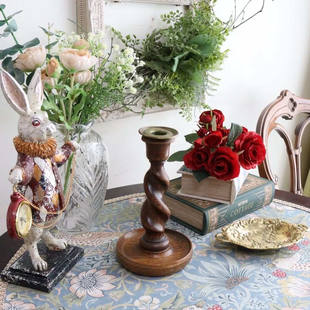 オブジェのような造形美♪ キャンドルスタンド VC104-439002