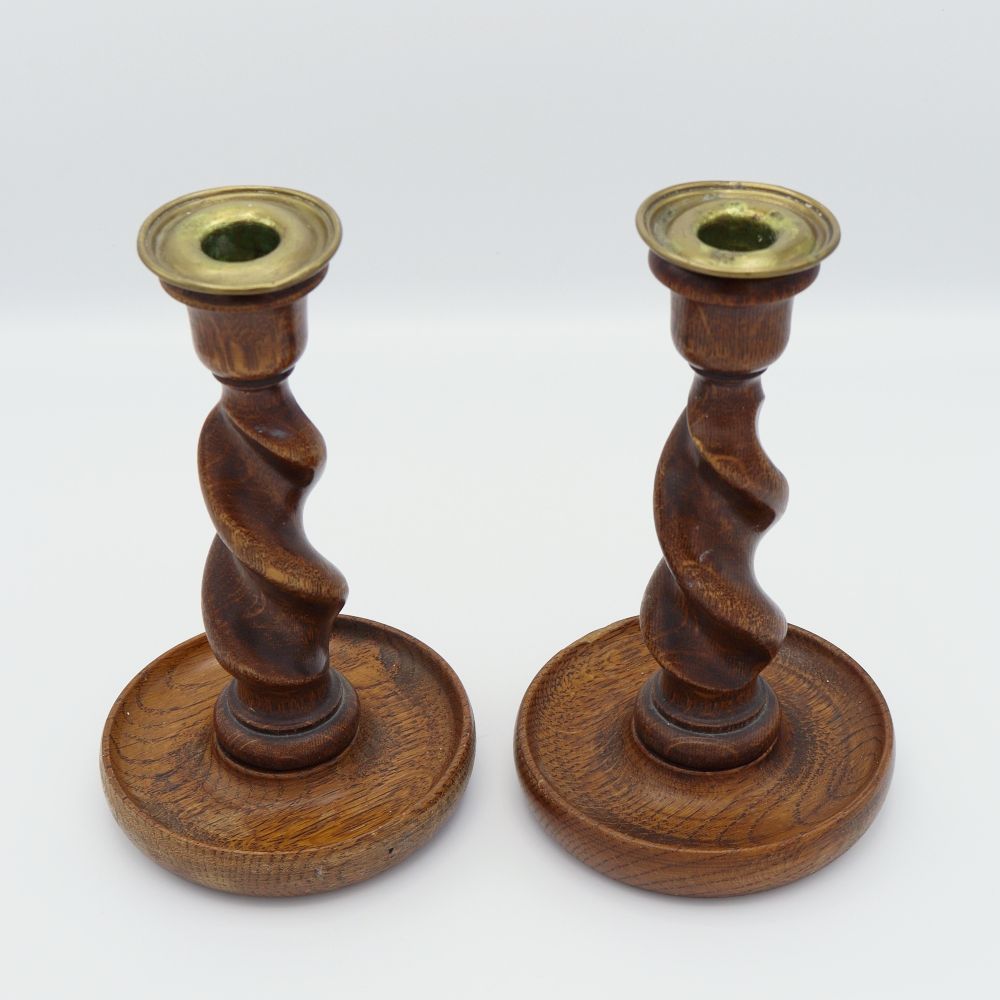 オブジェのような造形美♪ キャンドルスタンド VC104-439002