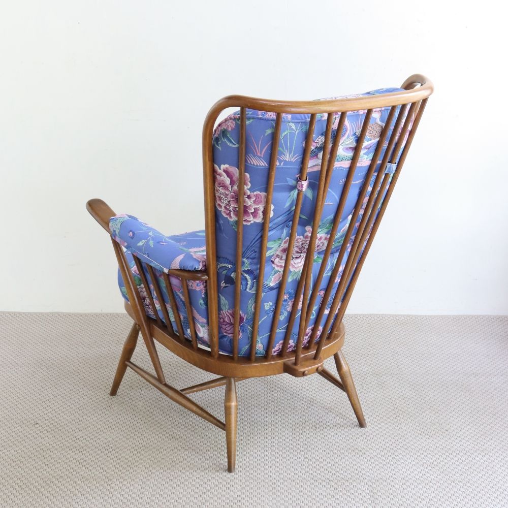 頭まで包み込むハイバック♪ イージーチェア【ERCOL】 VC104-502001226972