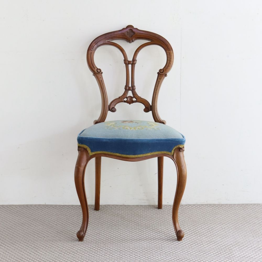 エレガンスを楽しんで♪ バルーンバックチェア VC104-612002