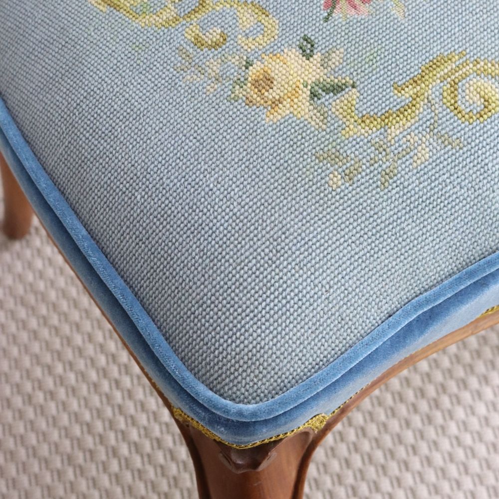 エレガンスを楽しんで♪ バルーンバックチェア VC104-612002