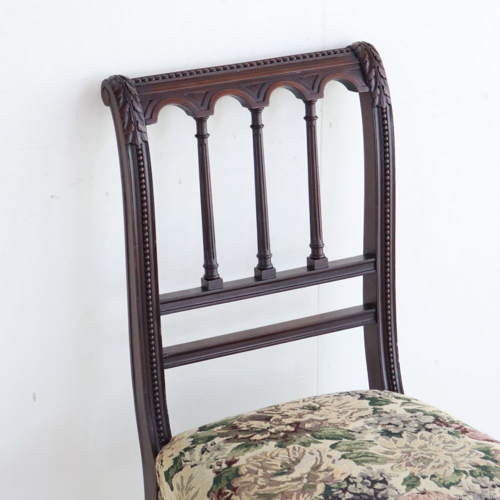 エレガントに空間を演出♪ サロンチェア VC104-618