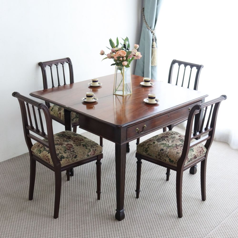 エレガントに空間を演出♪ サロンチェア VC104-618