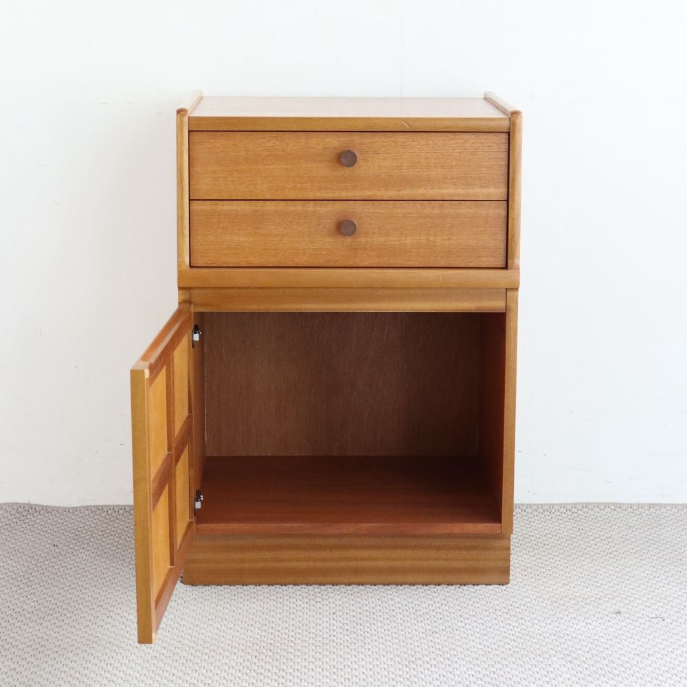 使うほどに深まる愛着♪ キャビネット【NATHAN(ネイサン)/Parker Knoll】 VC106-028