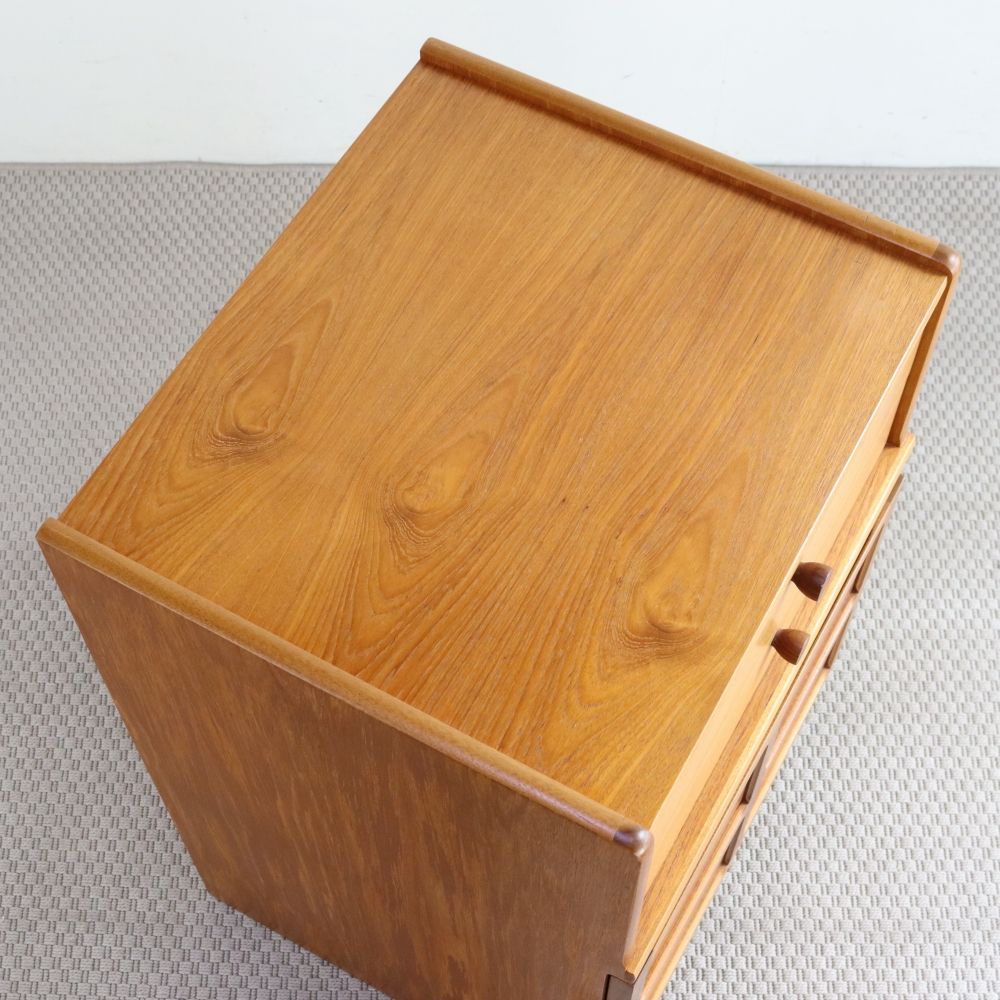 使うほどに深まる愛着♪ キャビネット【NATHAN(ネイサン)/Parker Knoll】 VC106-028