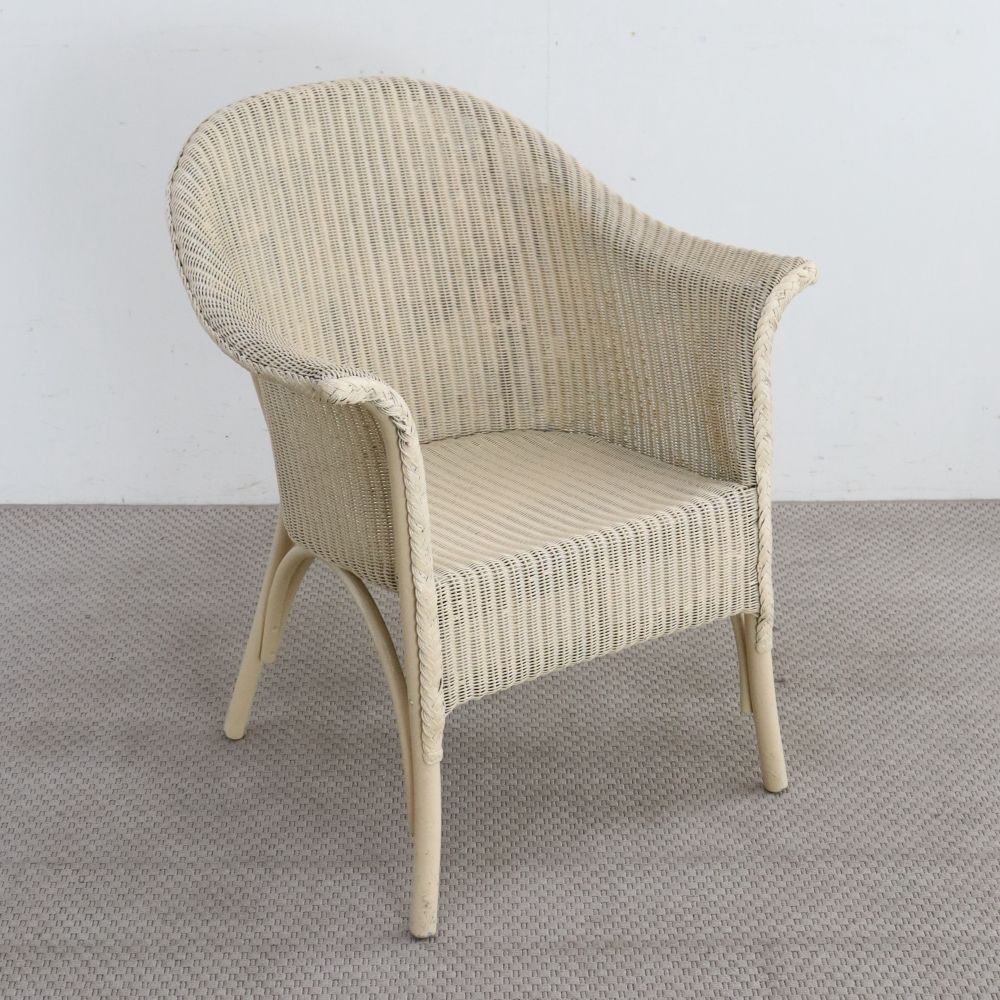 インテリアを明るく演出♪ ロイドルームチェア VC106-031